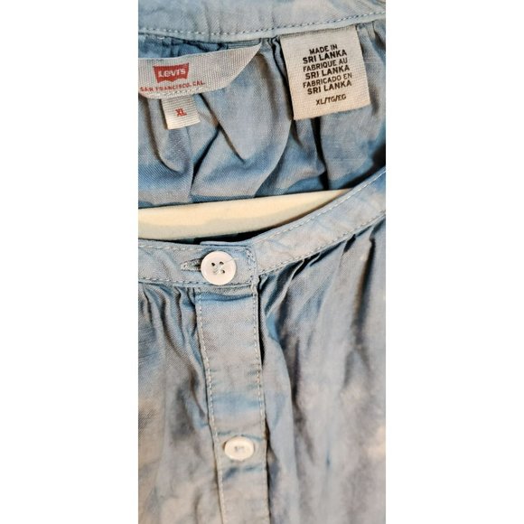 Levi's Women's Blue Chambray Tie Dye Blouse Size XL Distressed Acid Washed - Picture 5 of 5